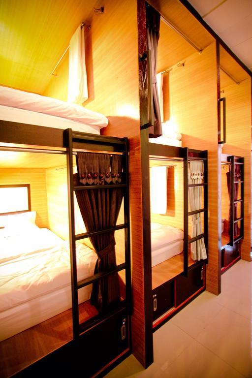 Hug Backpackers Hostel Csiangmaj Szoba fotó