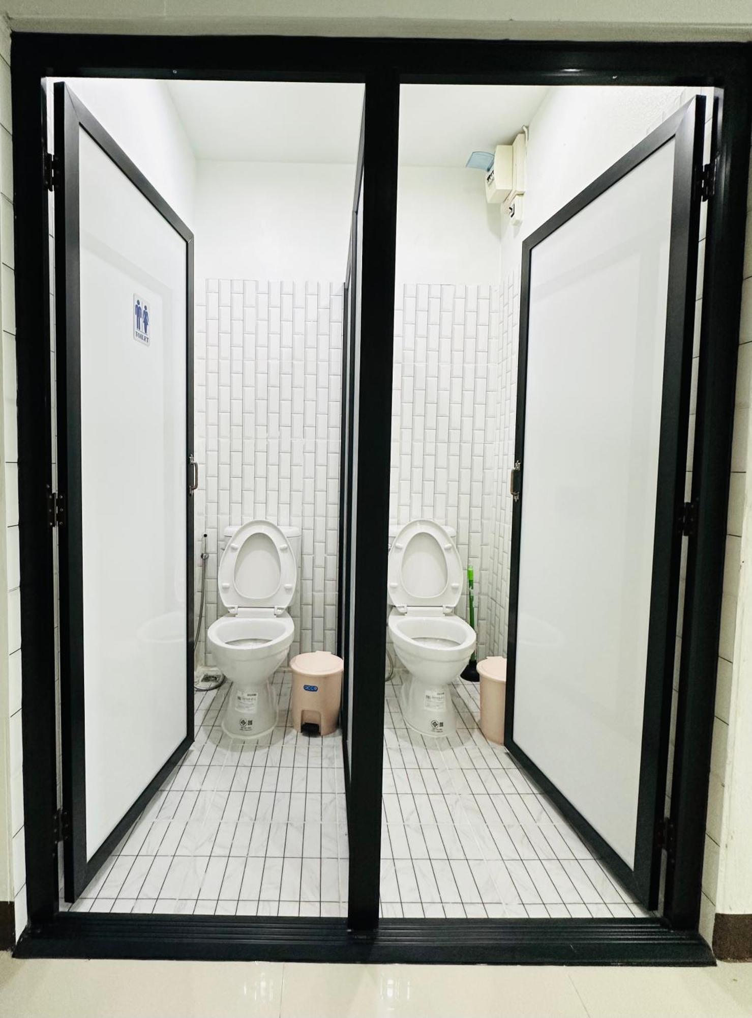 Hug Backpackers Hostel Csiangmaj Kültér fotó
