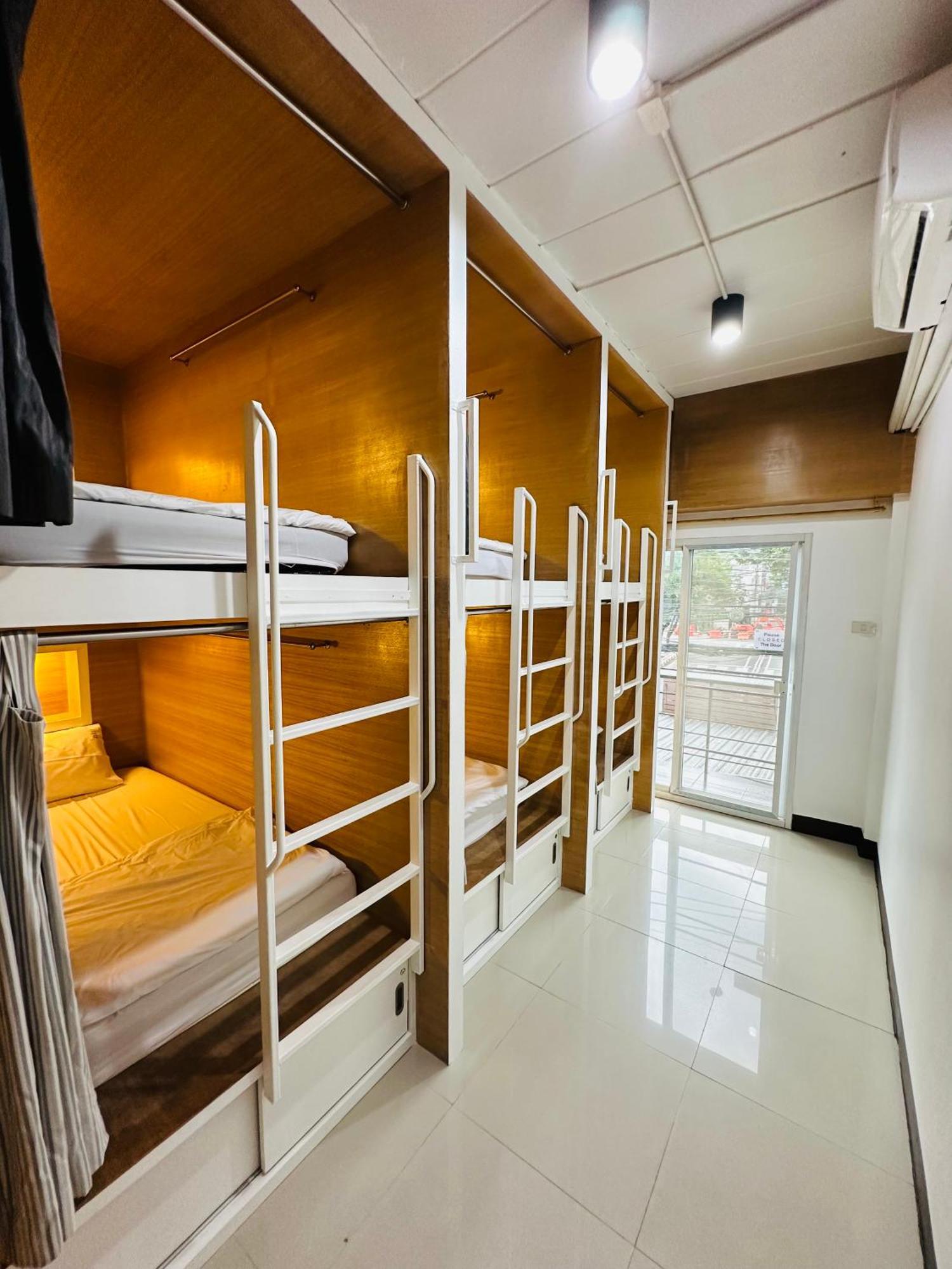 Hug Backpackers Hostel Csiangmaj Kültér fotó